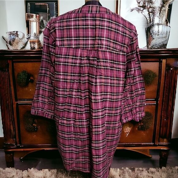 CW Classics Lightweight Flannel Purple Berry Plaid Tunic Top Sz XL NWOT - Picture 4 of 6